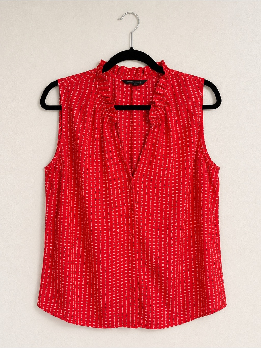 Banana Republic Red Heart Print Sleeveless Ruffle V-Neck